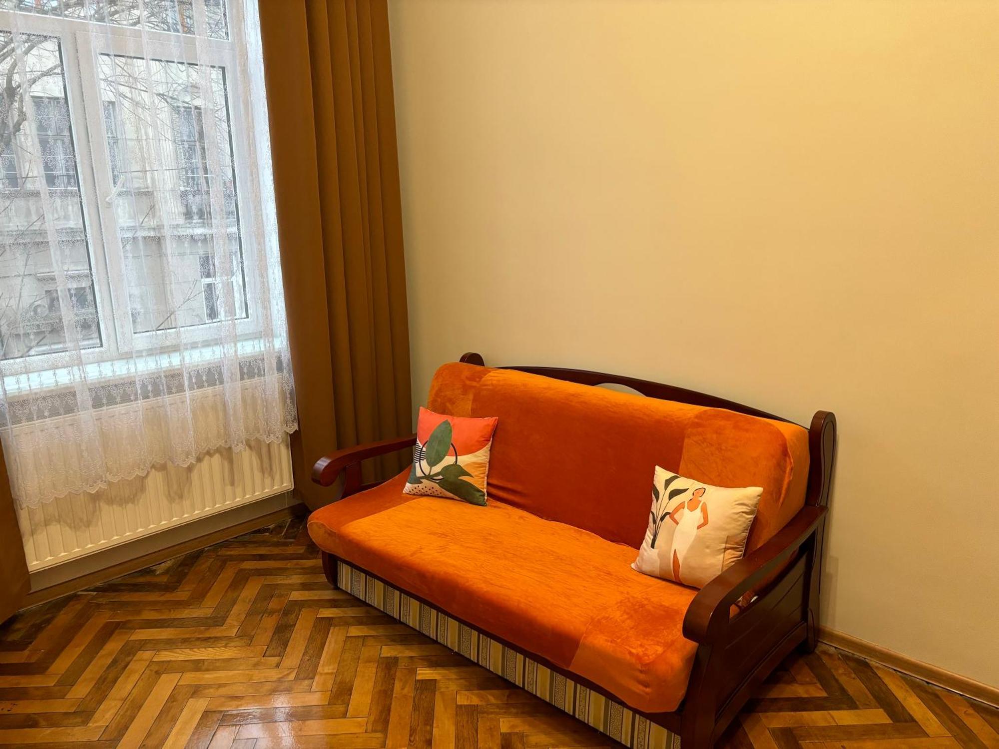 Айстра Appartement Lviv Buitenkant foto