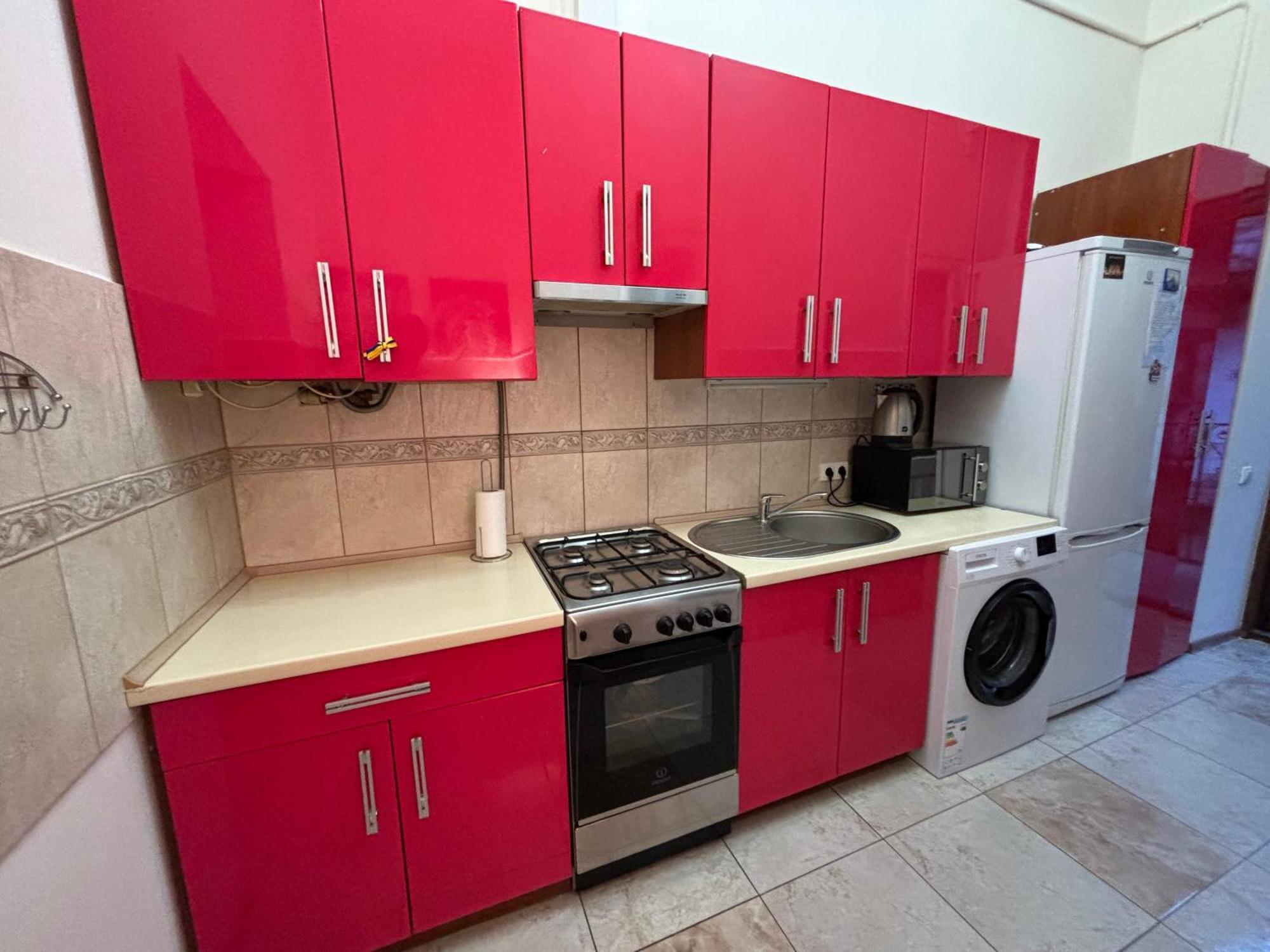 Айстра Appartement Lviv Buitenkant foto